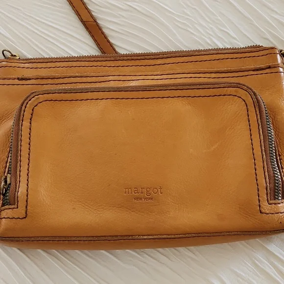 Margot Tan Leather Crossbody Bag - Picture 14 of 14